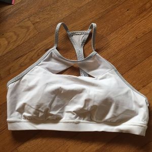 Lululemon pedal pusher bra 8 white